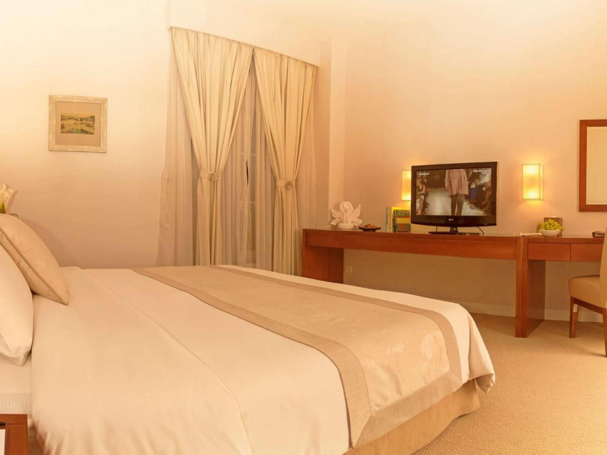 Catina Saigon Hotel Hô Chi Minh-Ville Extérieur photo