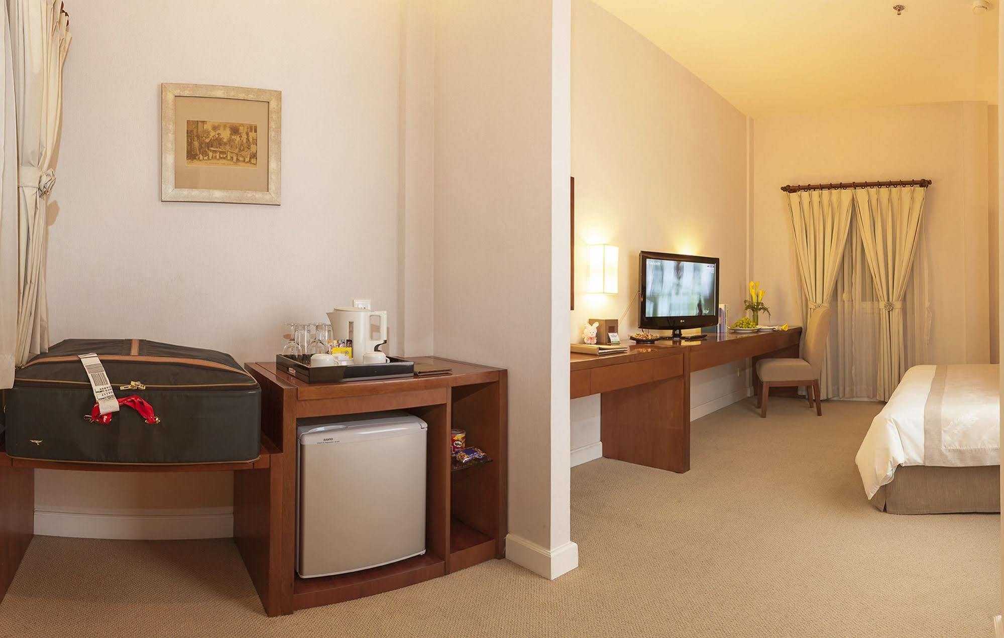 Catina Saigon Hotel Hô Chi Minh-Ville Extérieur photo