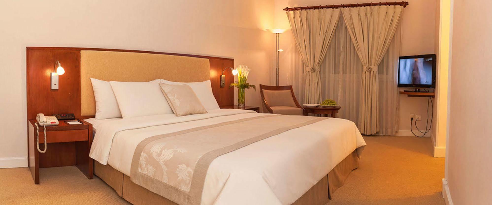 Catina Saigon Hotel Hô Chi Minh-Ville Extérieur photo