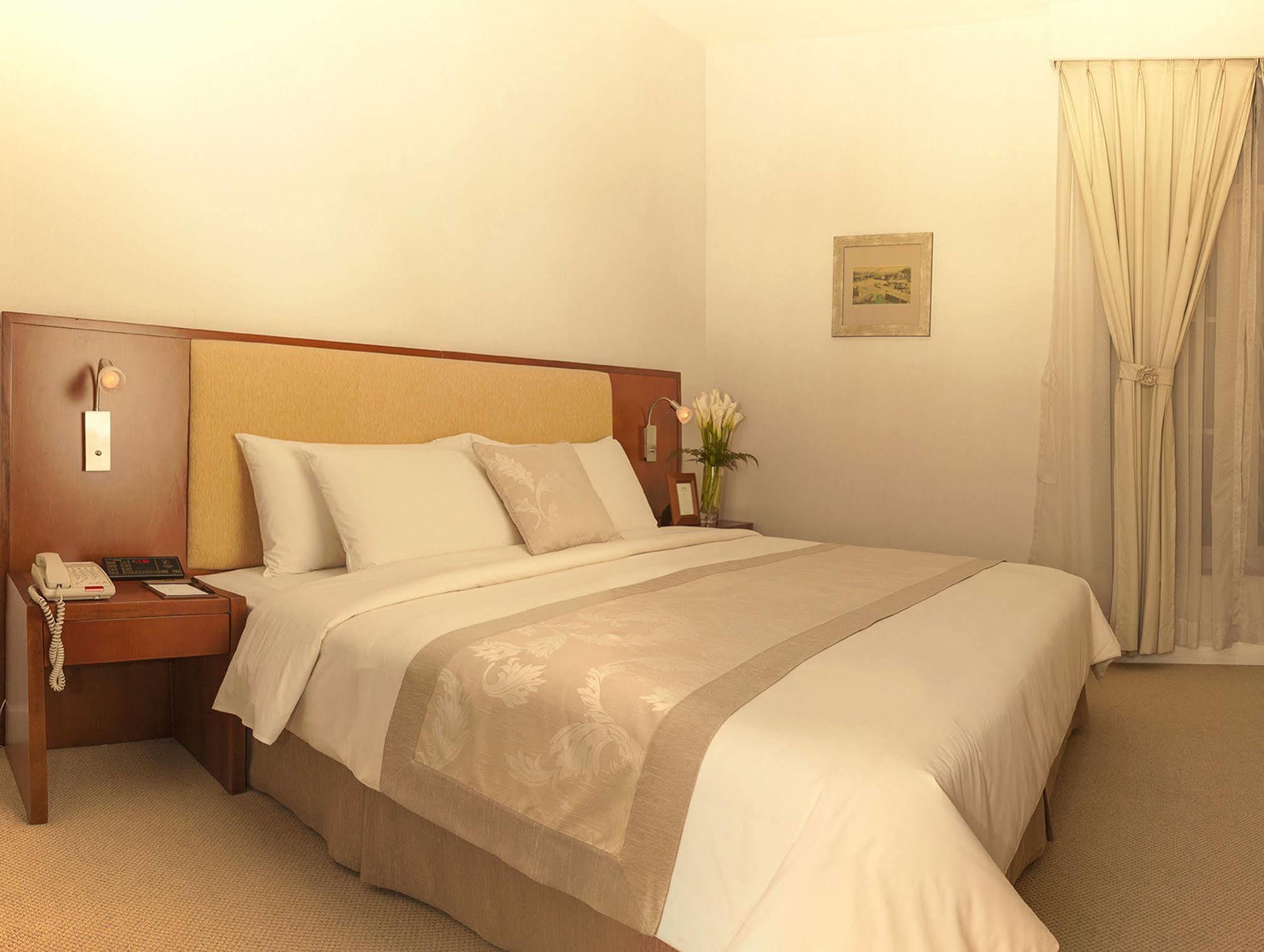 Catina Saigon Hotel Hô Chi Minh-Ville Extérieur photo