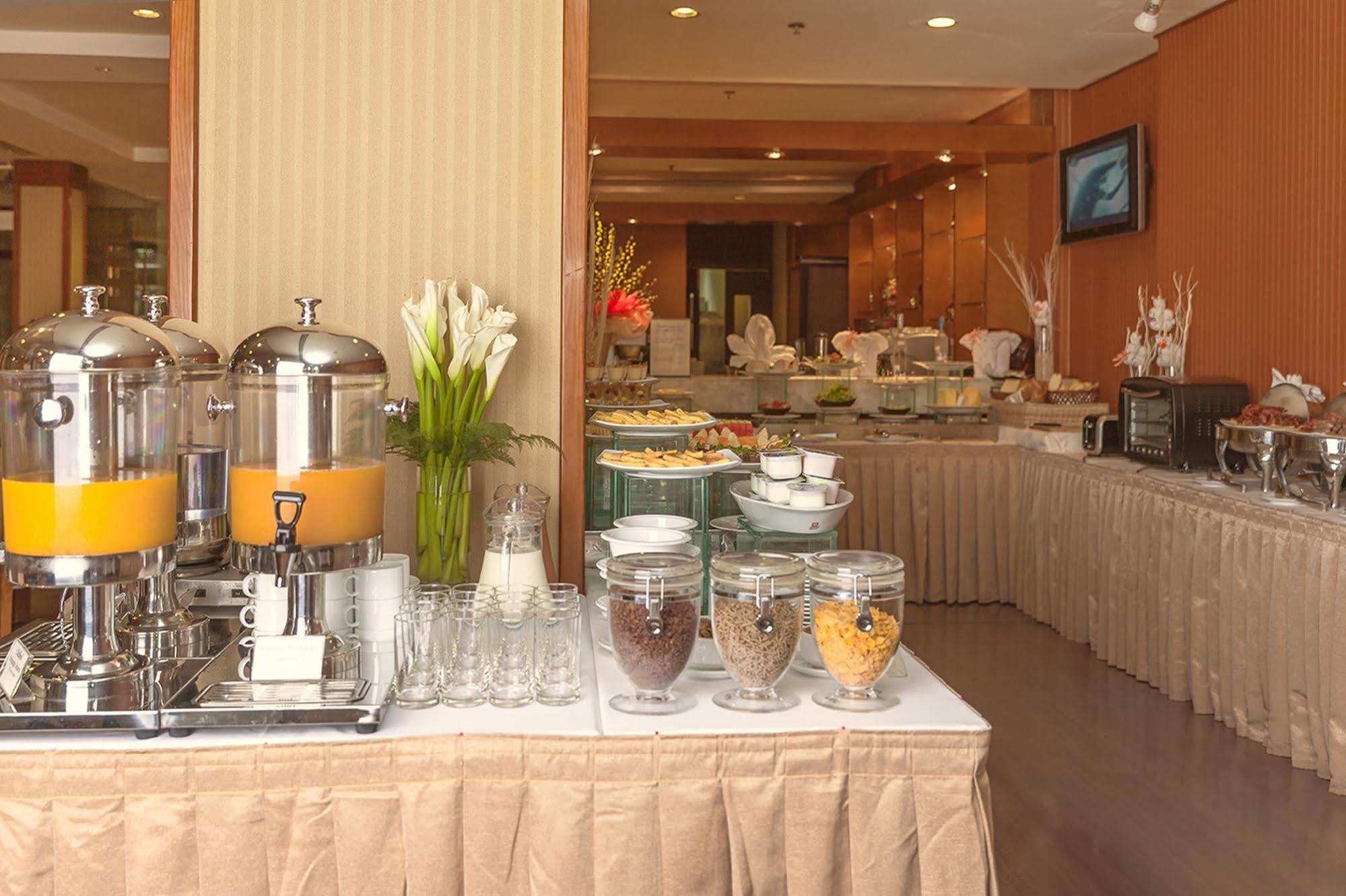 Catina Saigon Hotel Hô Chi Minh-Ville Extérieur photo