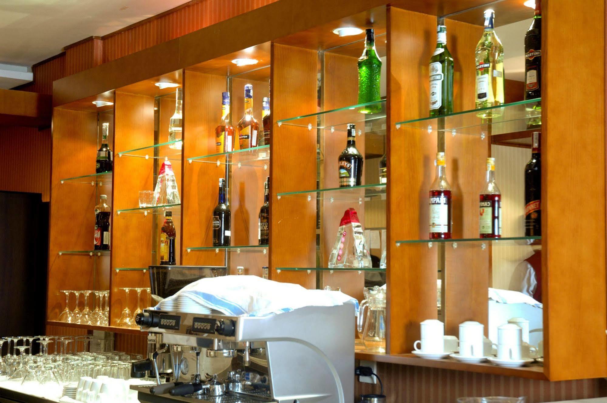 Catina Saigon Hotel Hô Chi Minh-Ville Extérieur photo